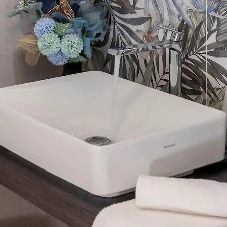 Piazza San Carlo Elegante Loft In Centro - Wi-fi 아파트