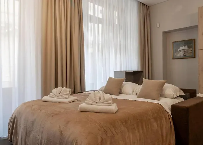 Piazza San Carlo Elegante Loft In Centro - Wi-fi Apartment Turin